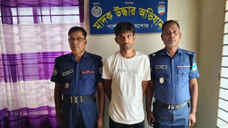 শার্শায় ২০ পিস ইয়াবাসহ যুবক গ্রেপ্তার