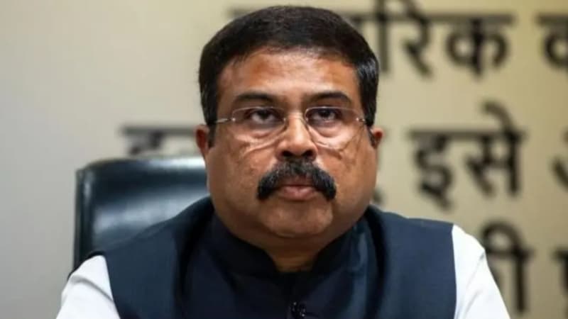 নিট প্রশ্নফাঁস ইস্যুতে ভারতের শিক্ষামন্ত্রী ধর্মেন্দ্র প্রধানের পদত্যাগ