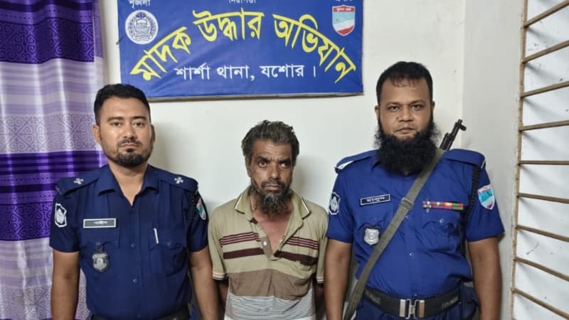 শার্শায় ৩০ পিস ইয়াবাসহ মাদক কারবারি গ্রেপ্তার